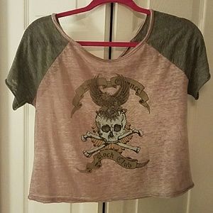 Cropped skull t-shirt